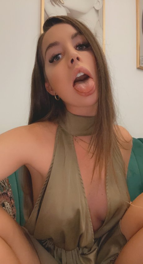 ニューハーフが男とセックスするオンリーファンズ 美しいヌード ギャラリー