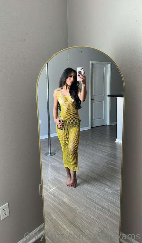 ラテン系ソロオンリーファンズ 無料ヌード 写真