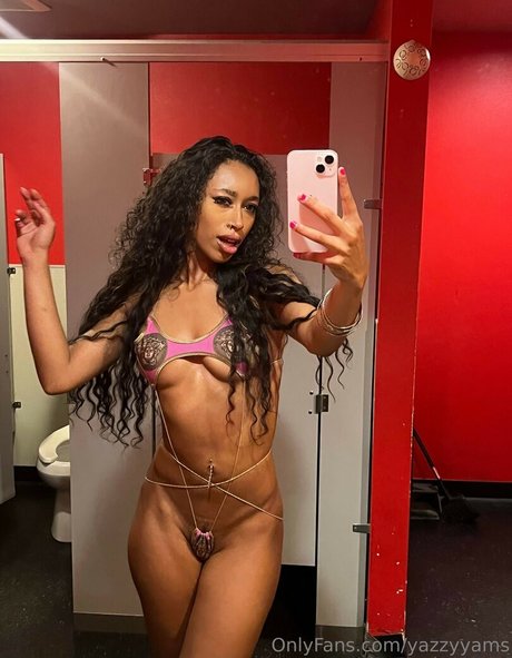 アジア人ニューハーフオンリーファンズ 無料セクシー 写真