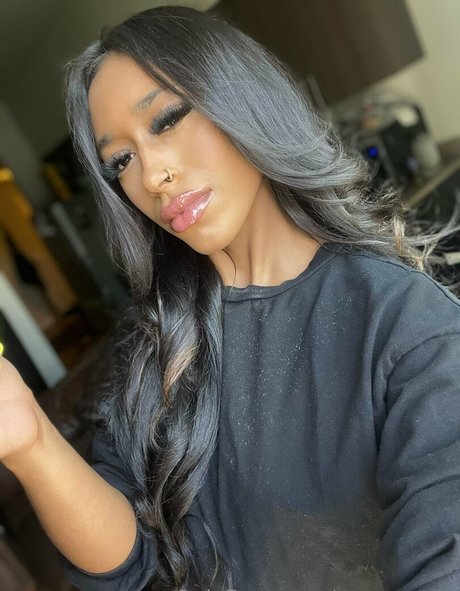 yazzyyams ポルノモデル 写真