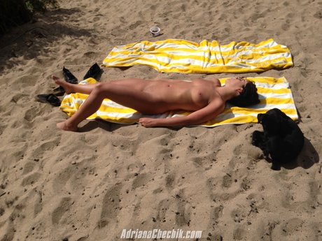 ぽっちゃりティーンオンリーファンズ 裸 画像