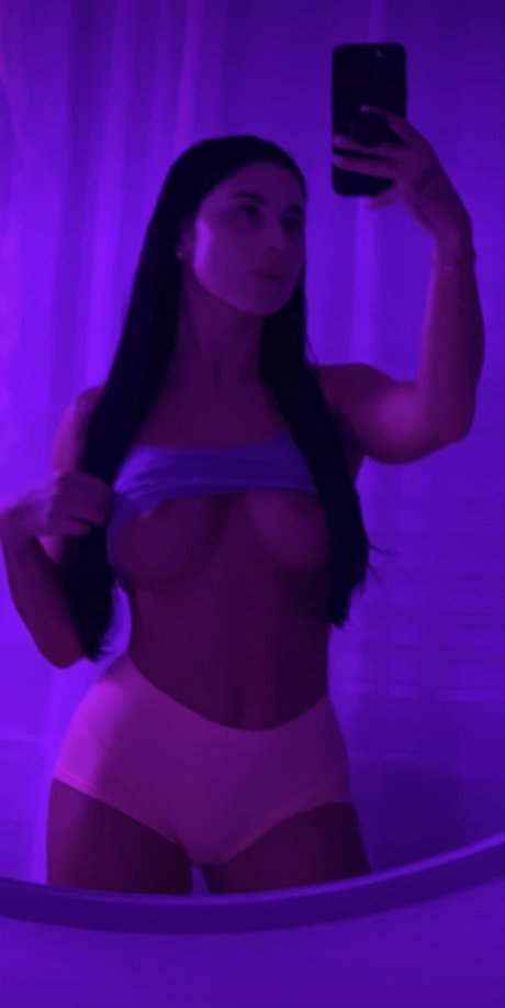 Devorah Roloff 完璧なスター 写真