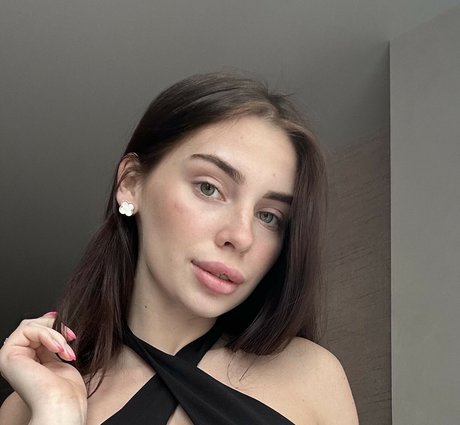 アマチュアペッギングオンリーファンズ 無料アダルト 写真