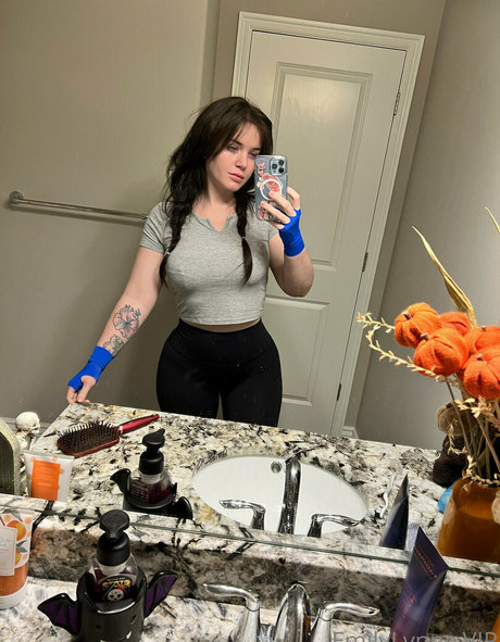 バスルームファックオンリーファンズ セックス 写真