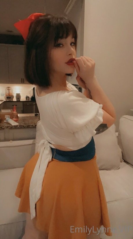 Emily Lynne プロフィール写真