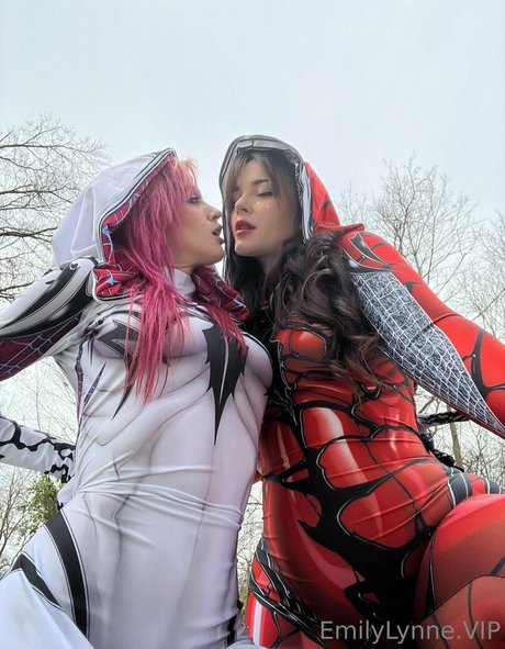 デカ尻ティーンオンリーファンズ アートポルノ 画像