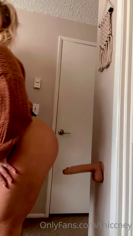 熟女の足オンリーファンズ エロ アーカイブ