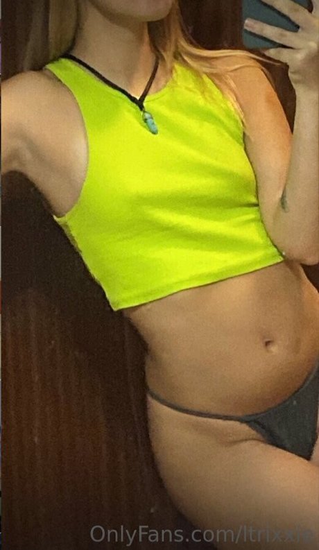 ltrixxie 完璧なスター ギャラリー