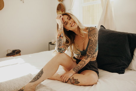 バニー無料オンリーファンズ ヌード 画像