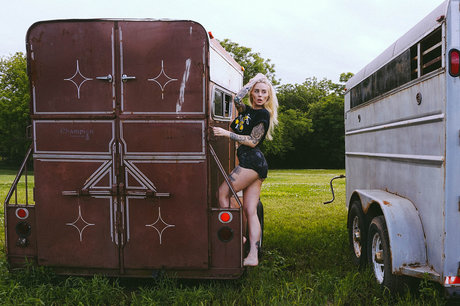 カップルのオンリーファンズ 美しいポルノ 画像