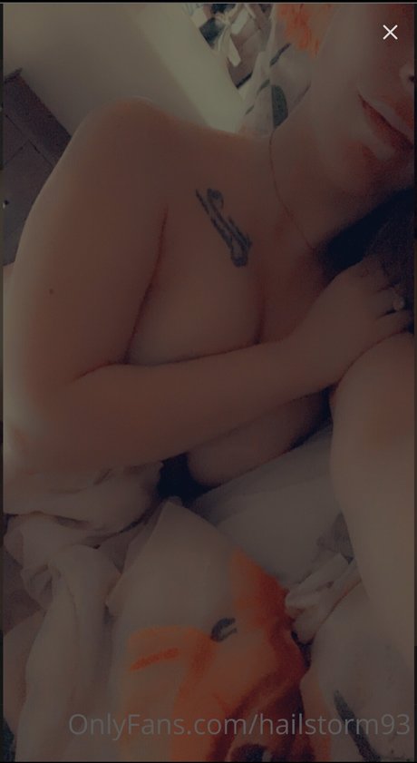 ニューハーフの射精 オンリーファンズ ポルノ 画像