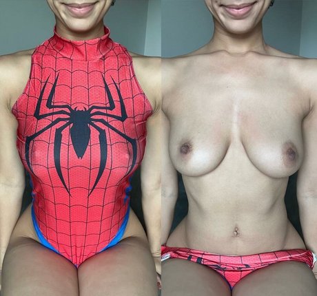 Daniellesummersxo ポルノスター アーカイブ