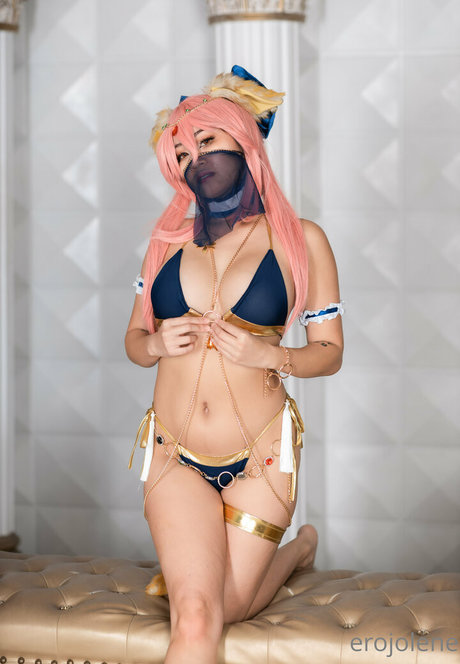 デカ尻ティーンオンリーファンズ 美しい 画像