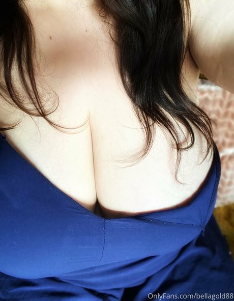 Bella Gold ポルノスター パーフェクト 画像