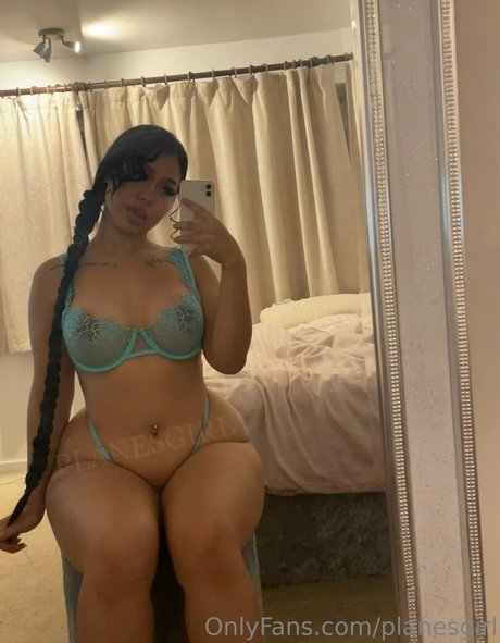 オンリーファンズを崇拝する 美しいヌード 写真