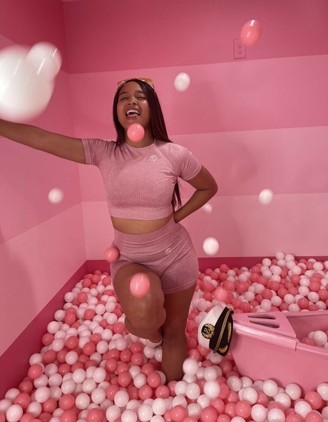 アジアの無料オンリーファンズ 裸 アーカイブ