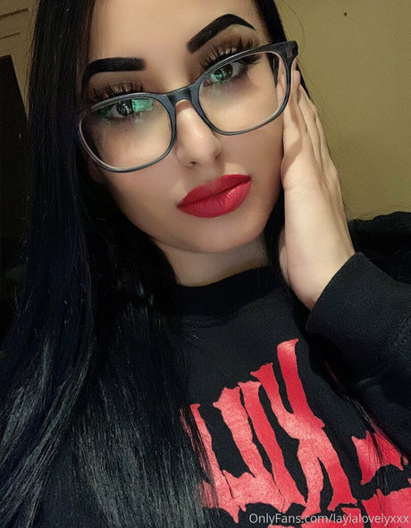 ティーンレズビアンオンリーファンズ 無料エロ 写真