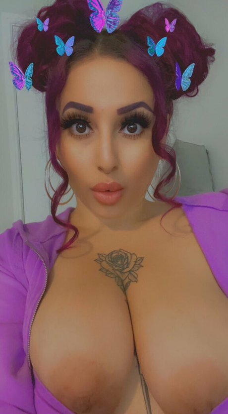 赤毛の痩せたオンリーファンズ アートポルノ 写真