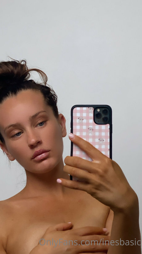 asmr 足 オンリーファンズ 裸 写真