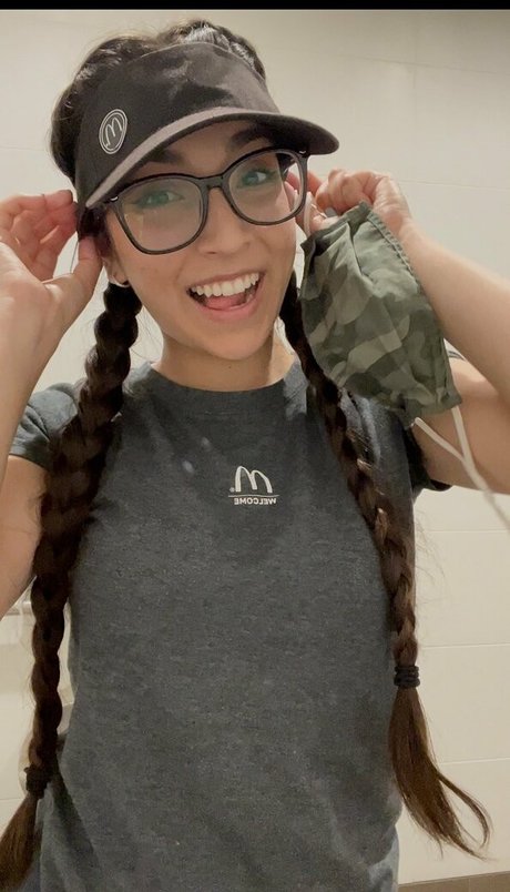 madisonwildexxx アダルトスター 写真