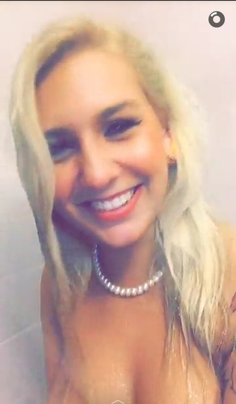 クソ野郎オンリーファンズ 無料アダルト 写真