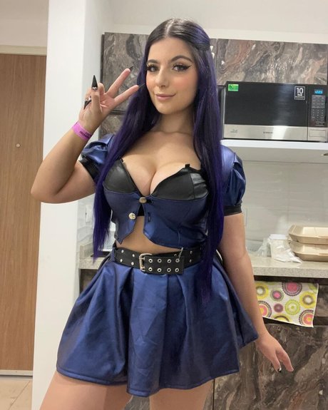 裸の写真 オンリーファンズ エロチック 写真