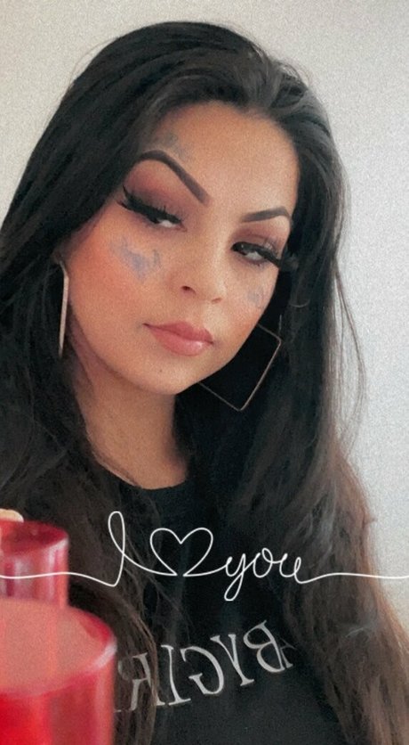 フィリピン人オンリーファンズ ホットセクシー 画像