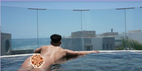 the famous frank 裸モデル 写真