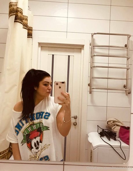 黒檀の熟女オンリーファンズ xxx 写真