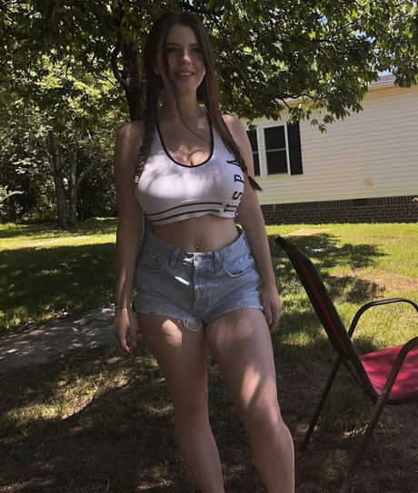 Haley Z ヌードモデル 写真