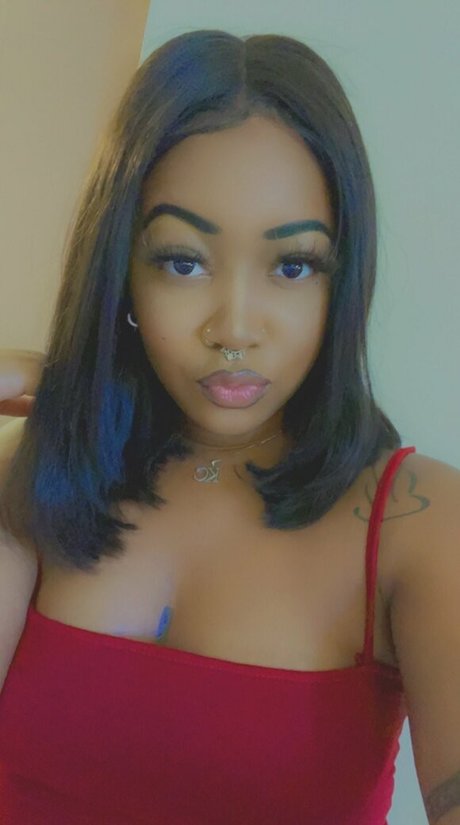 chanelmcqueen アダルトモデル 写真