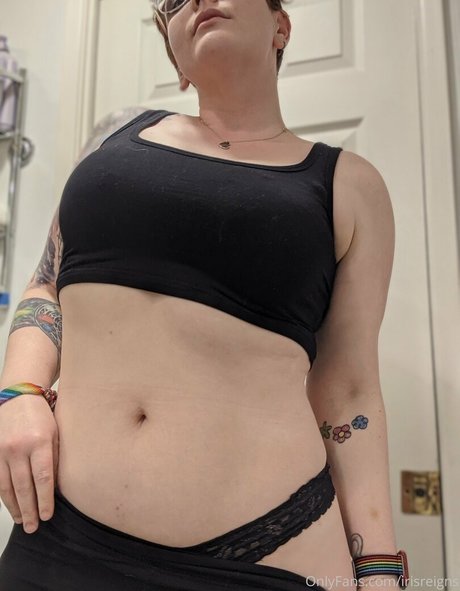 irisreigns 無料のポルノスター 画像