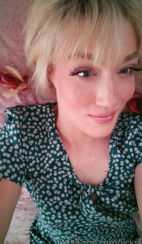 jickyj xxxスター 写真