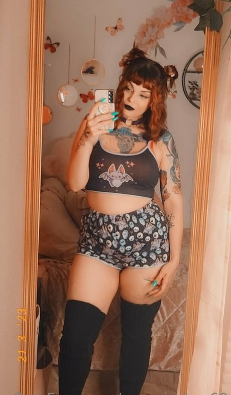 naomipeaches スター ヌード 写真