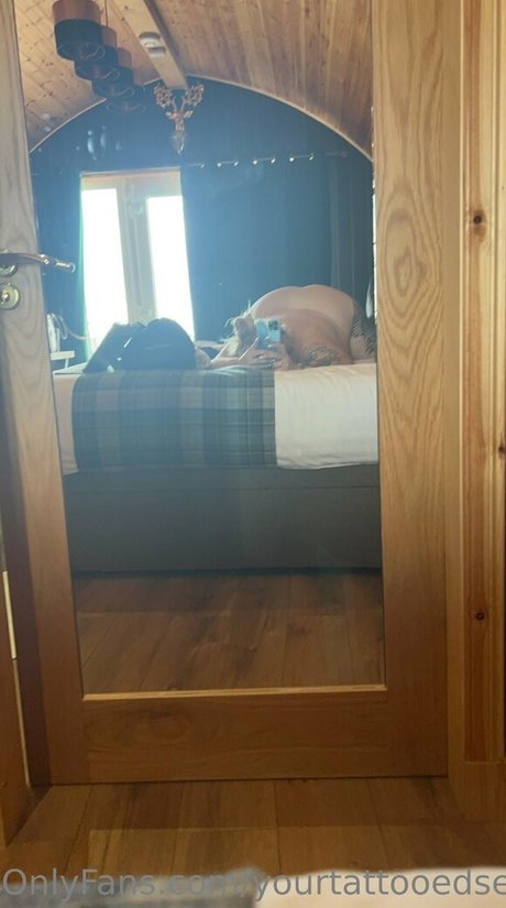 パイズリ オンリーファンズ 美しいポルノ 画像