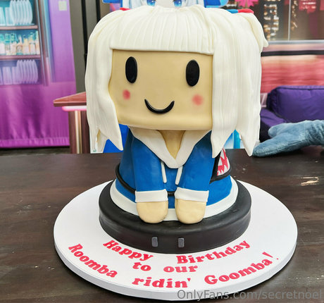 ティックトックスター オンリーファンズ セックス ギャラリー