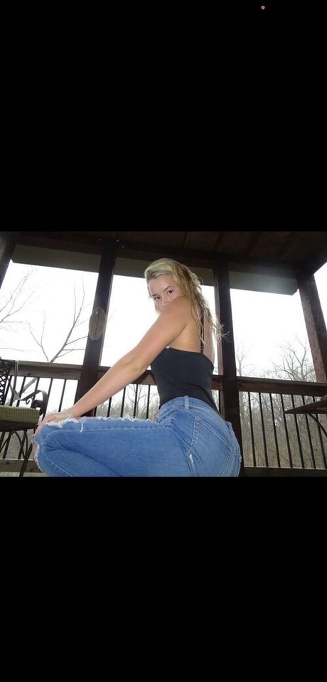 フィットネス熟女オンリーファンズ 無料 アーカイブ