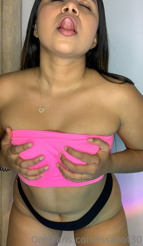 issahot30 ポルノモデル 写真