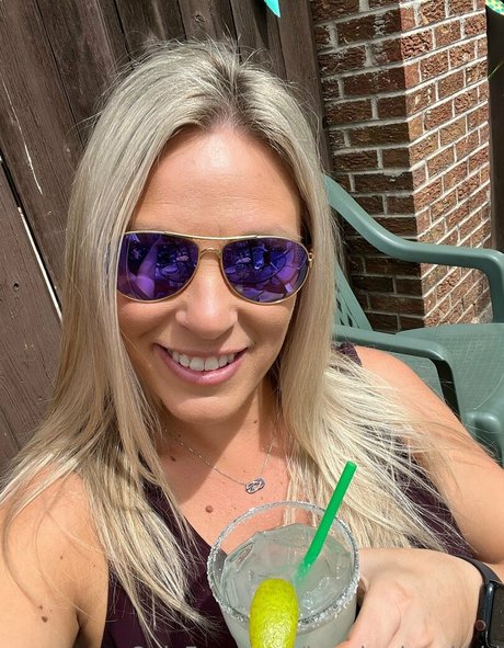 太った足のオンリーファンズ xxx 画像