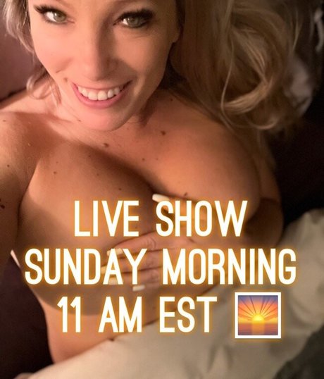 brooke lovelydd ポルノスター ヌード 写真