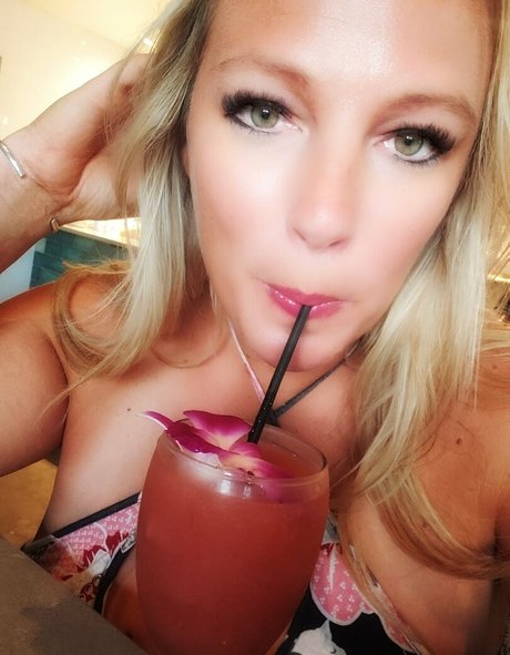 brooke lovelydd 美しい女優 写真