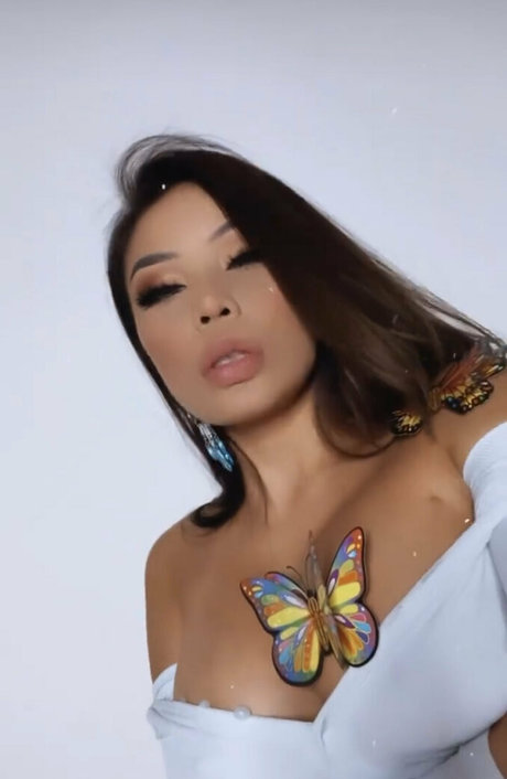 フィットネスプッシーオンリーファンズ えろ 写真