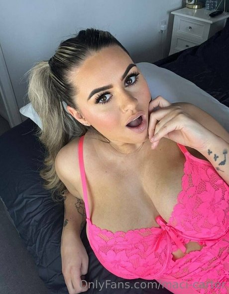 黒人喫煙オンリーファンズ アートxxx 画像