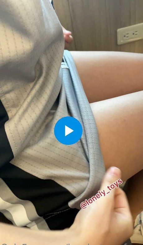 バスルームファックオンリーファンズ セクシーxxx 写真