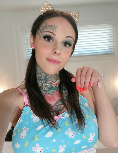 imirisbabe ポルノスター 写真