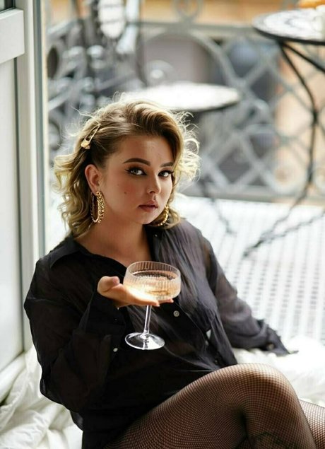 巨乳アマチュアオンリーファンズ 無料エロ ギャラリー