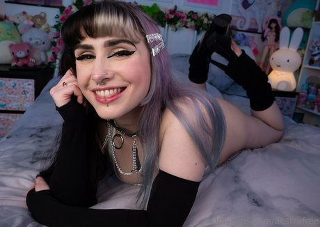 aestrafree 高品質のポルノスター 写真