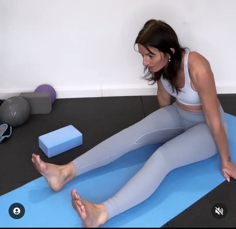 Davina McCall ポルノモデル 画像