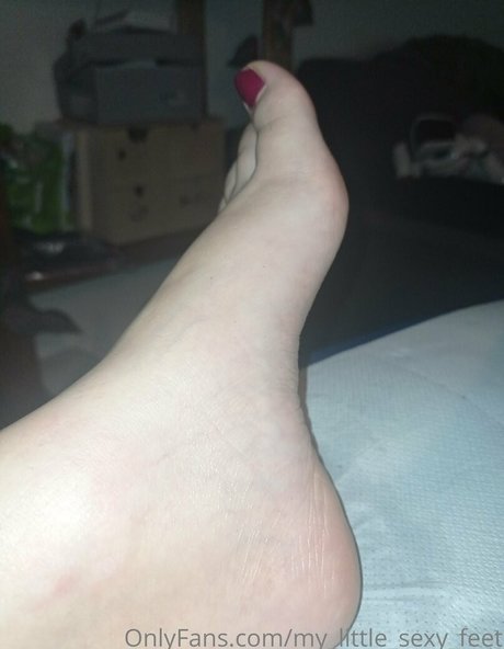 my little sexy feet セクシーなポルノスター 画像