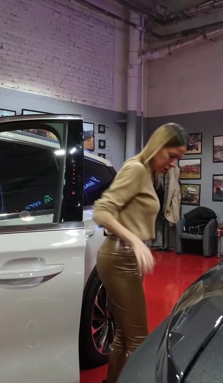 ボディビルダーヌードオンリーファンズ ホット裸 ギャラリー